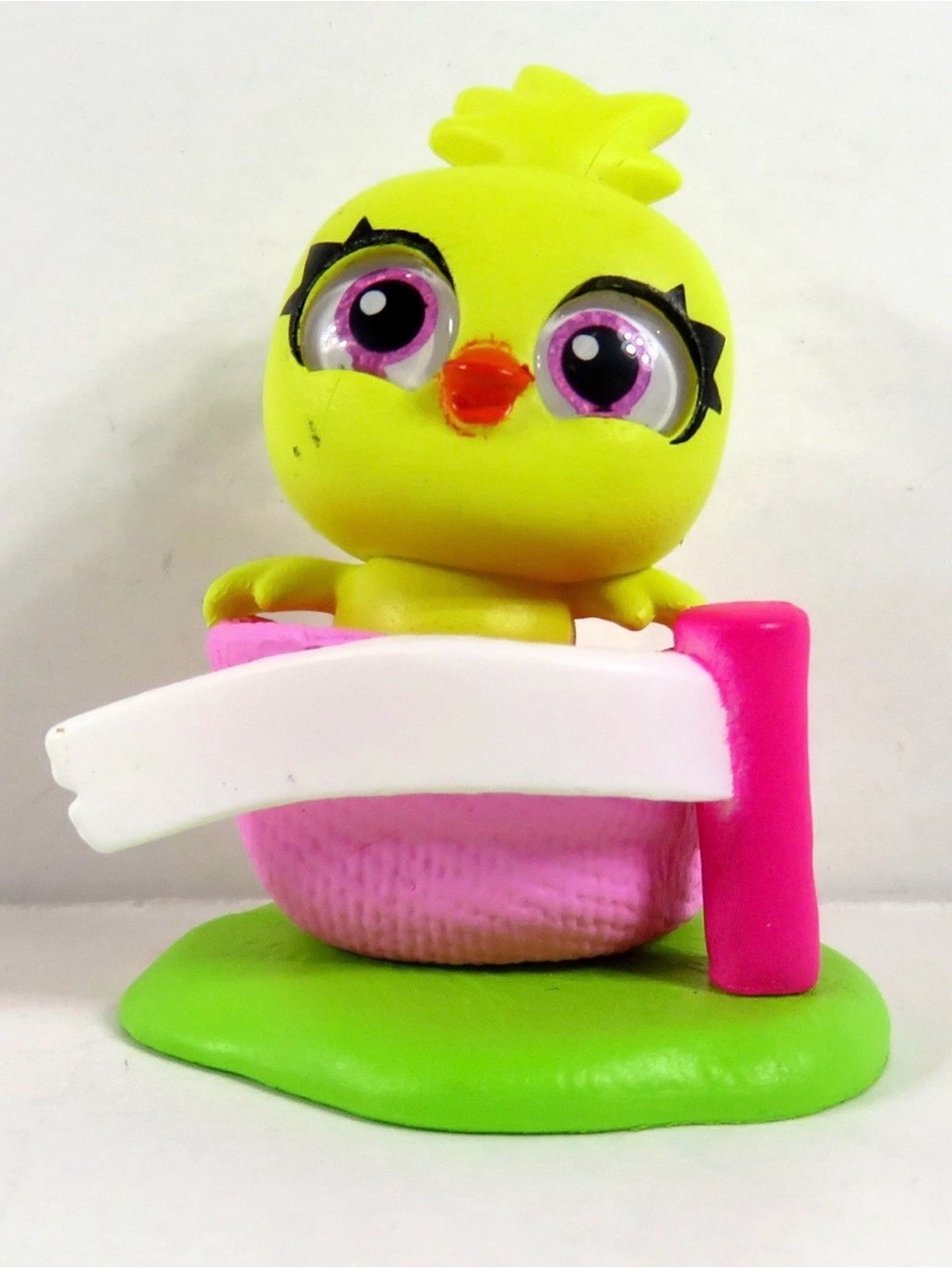 Disney Doorables “Ticket to Fun”-Ducky-BNWOT